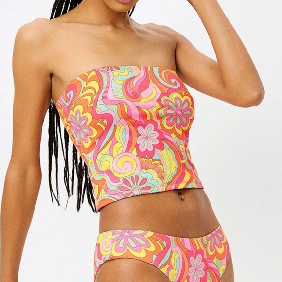 Frankie’s Bikinis Hailee Steinfield Peace Bandeau Bikini Top NWT Bright Floral - Picture 2 of 5